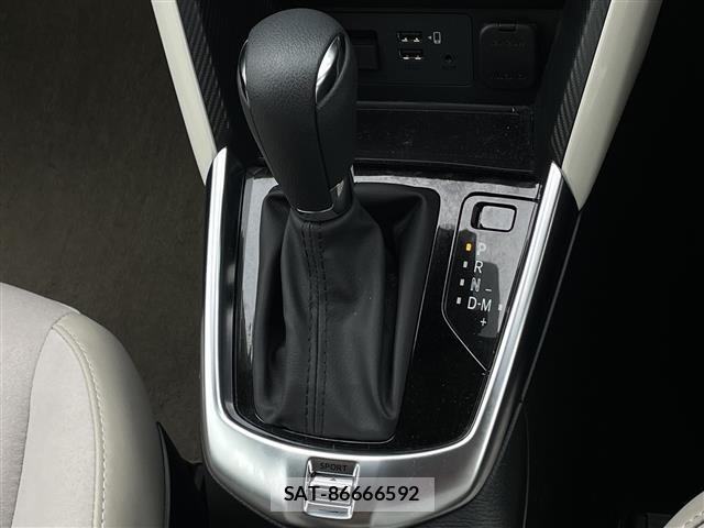 Mazda MAZDA2 2022 8770892-9
