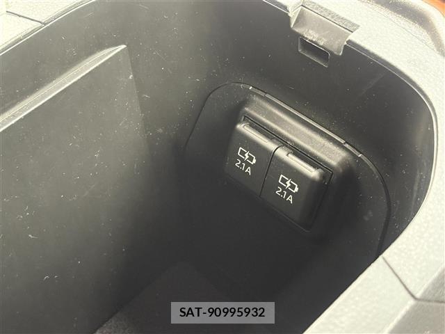 Toyota RAV4 2020 8737593-11