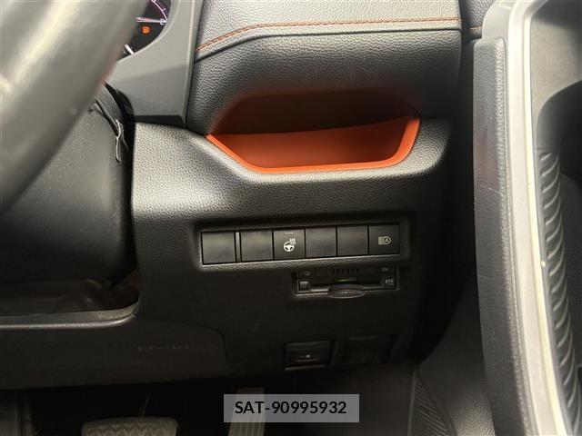 Toyota RAV4 2020 8737593-12