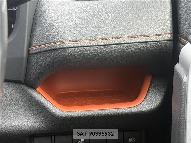 Toyota RAV4 2020 8737593-20