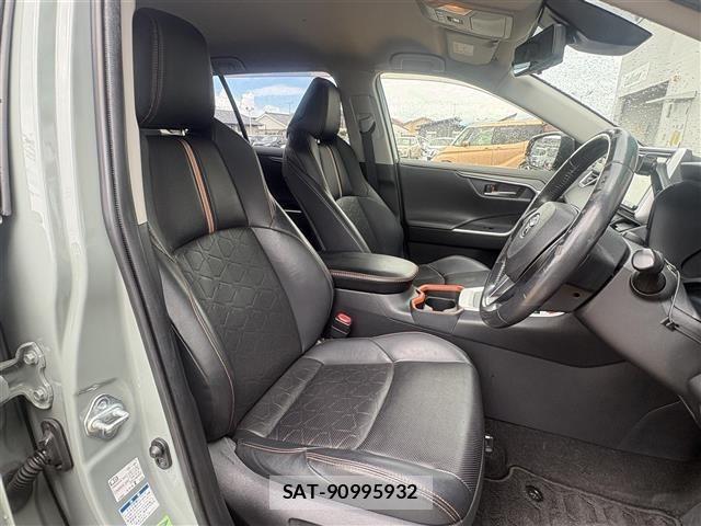 Toyota RAV4 2020 8737593-4