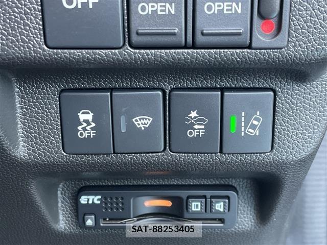Honda FREED 2017 8952481-11