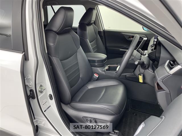 Toyota RAV4 2022 8737601-4