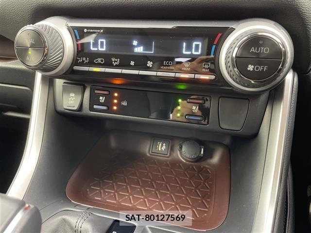 Toyota RAV4 2022 8737601-5