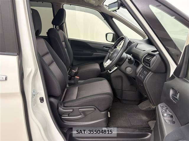 Nissan SERENA 2017 8717127-10
