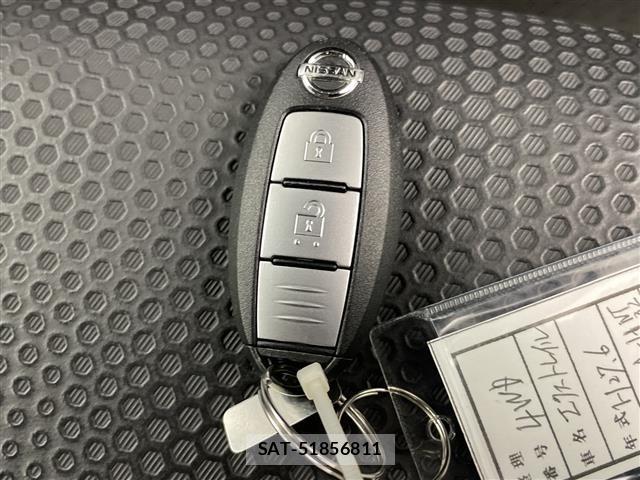 Nissan X-TRAIL 2015 8930109-12