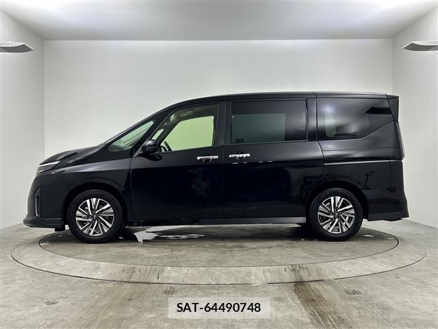 Nissan SERENA 2023 8717128-11