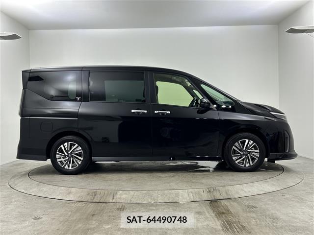 Nissan SERENA 2023 8717128-22