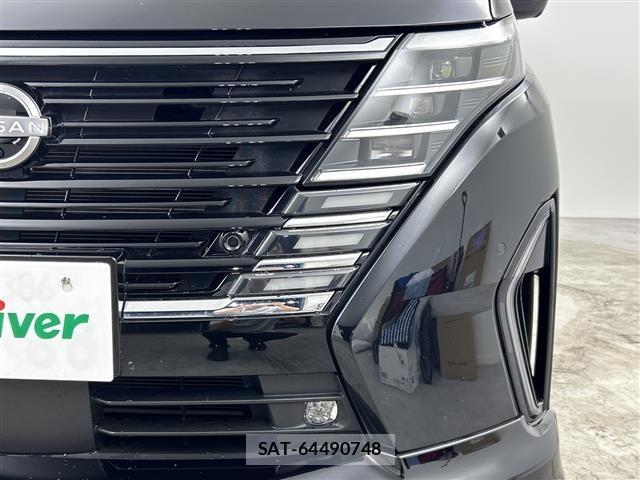 Nissan SERENA 2023 8717128-4