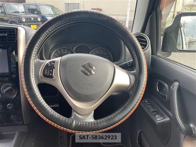 Suzuki JIMNY 2016 8933174-6
