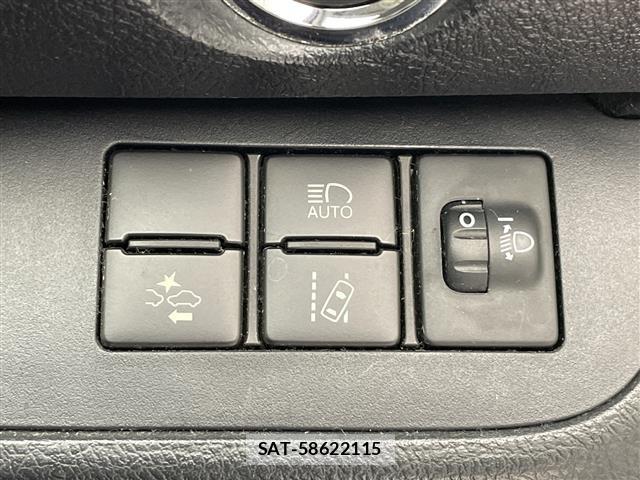 Toyota SIENTA 2017 8764067-3