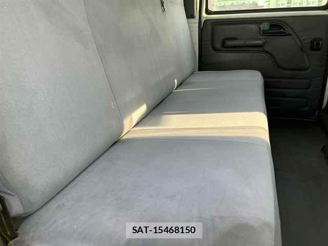 Mazda TITAN 2015 8695423-8