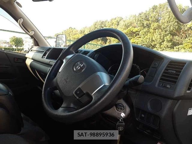 Toyota HIACE WAGON 2019 8915125-9