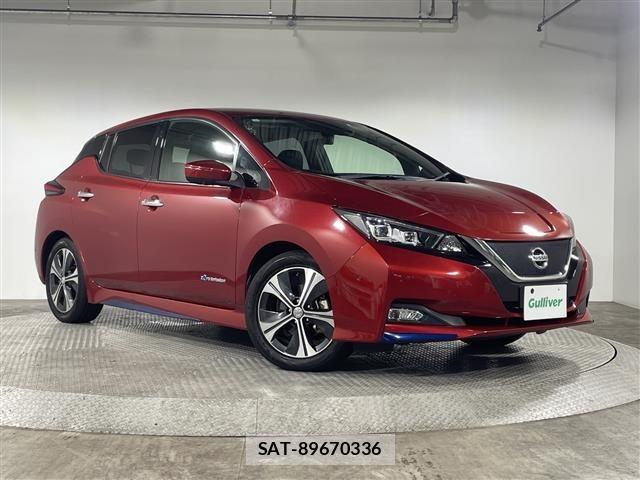 Nissan LEAF 2017 8675747-0