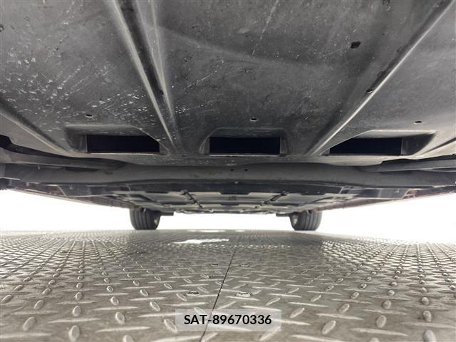 Nissan LEAF 2017 8675747-13