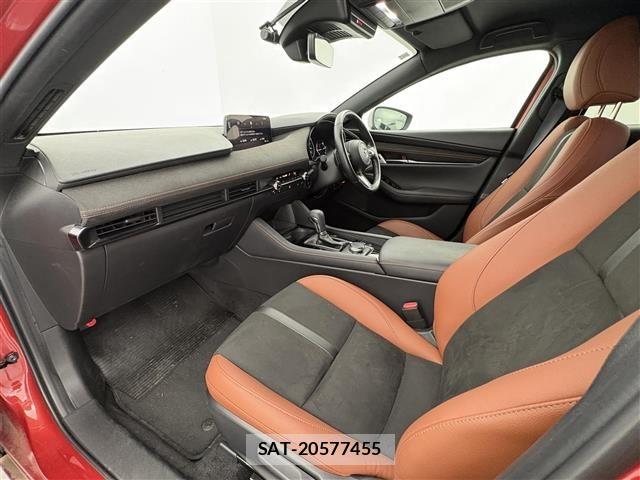Mazda MAZDA3 2024 8732853-2