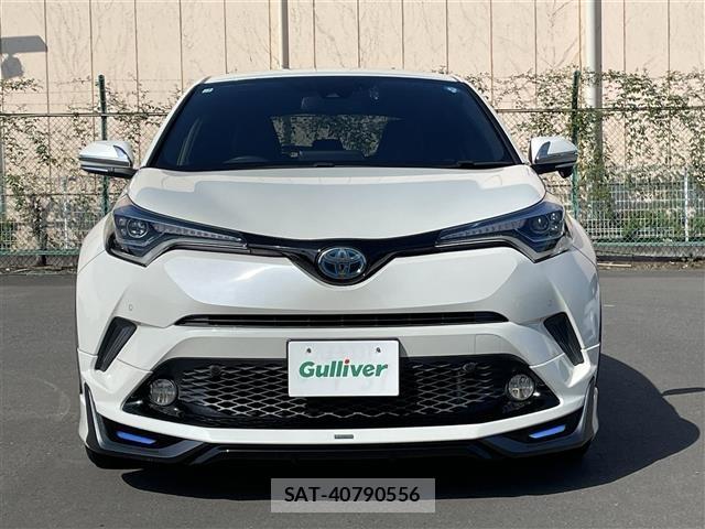 Toyota C-HR 2017 8724258-12