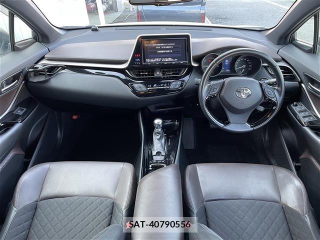 Toyota C-HR 2017 8724258-14