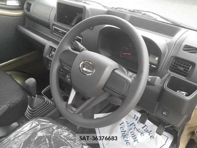 Daihatsu HIJET TRUCK 2026 8888806-9