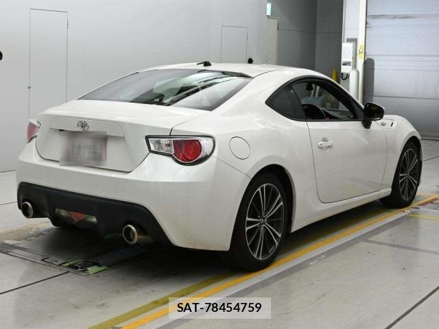 Toyota 86 2012 8890694-1