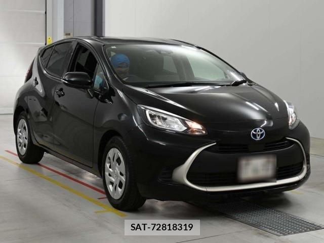 Toyota AQUA 2024 8704704-5