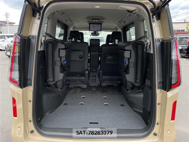 Nissan SERENA 2023 8717137-11