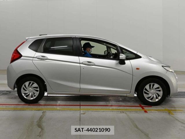Honda FIT 2016 8862123-3