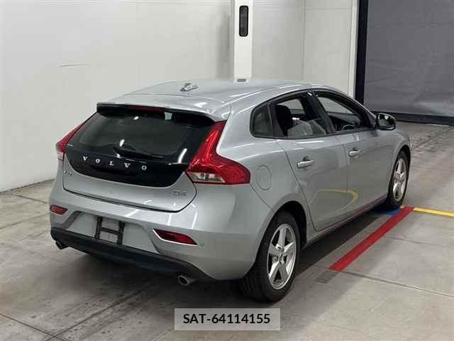 Volvo V40 2017 8705960-5