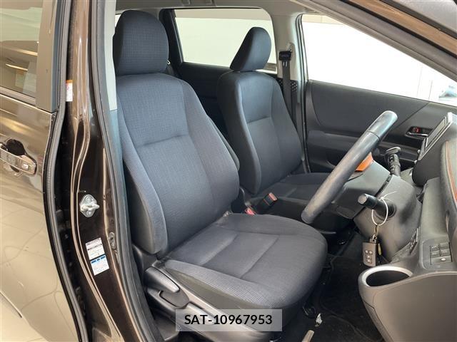 Toyota SIENTA 2016 8764112-10