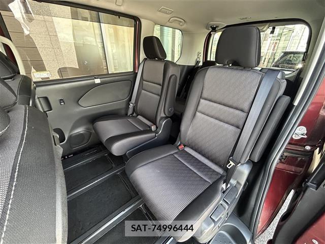 Nissan SERENA 2020 8672413-7