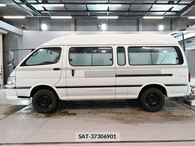Toyota HIACE VAN 2003 8677760-4
