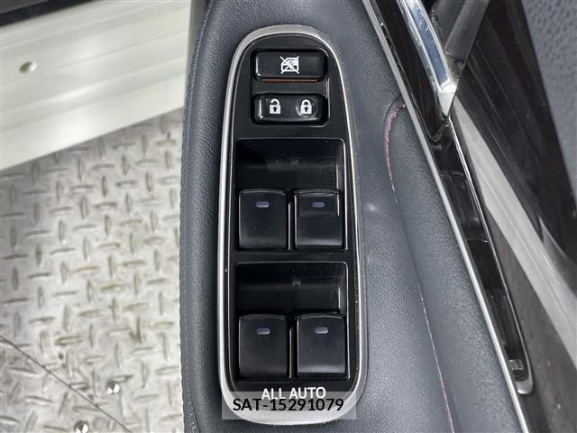 Toyota CROWN 2016 8734481-2