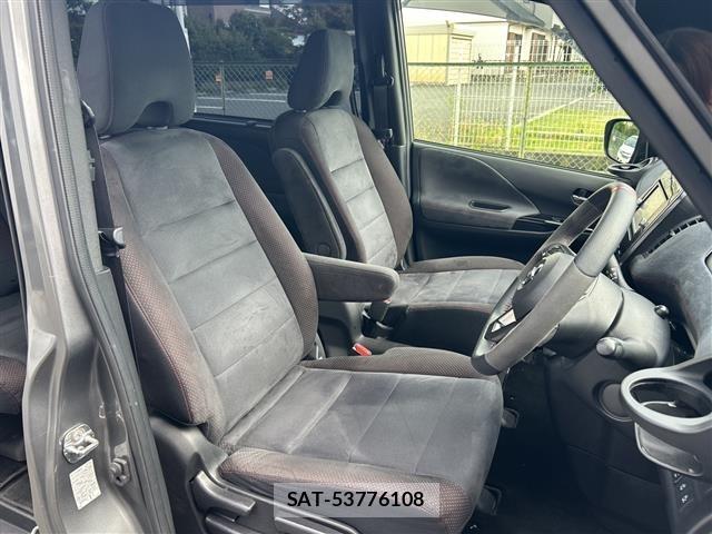 Nissan SERENA 2018 8717138-11
