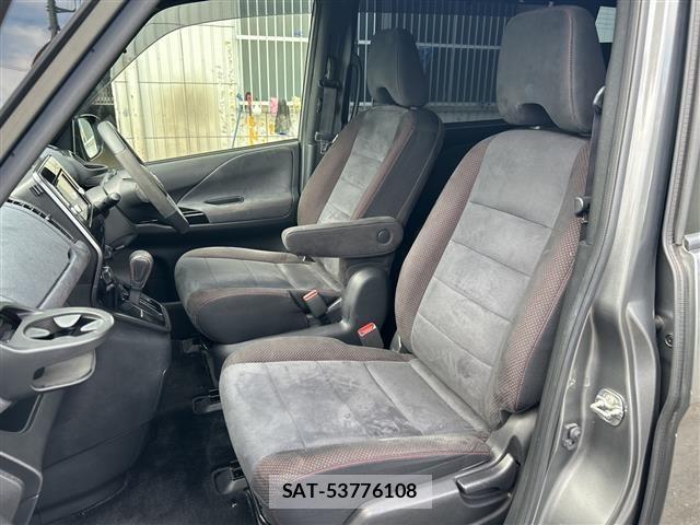 Nissan SERENA 2018 8717138-20