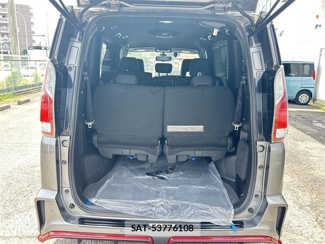 Nissan SERENA 2018 8717138-6