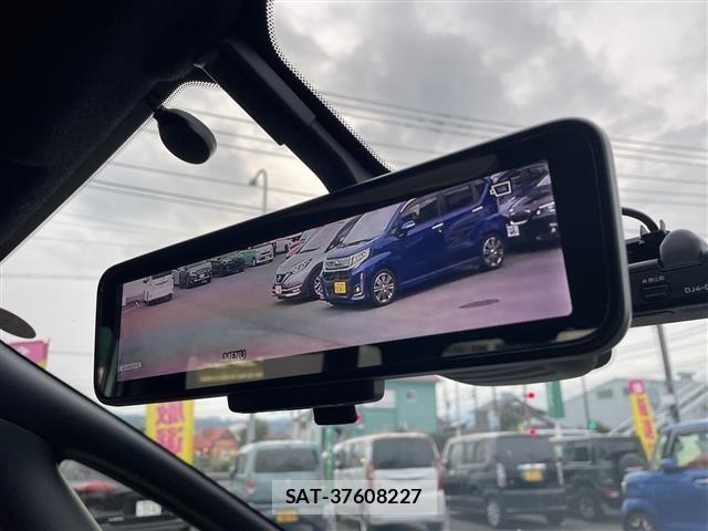Nissan SERENA 2018 8717139-11