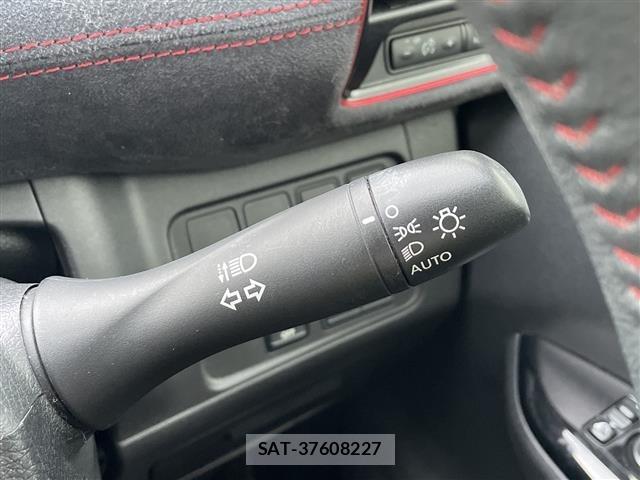 Nissan SERENA 2018 8717139-3