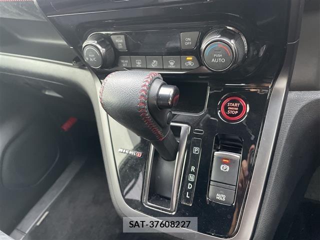 Nissan SERENA 2018 8717139-7