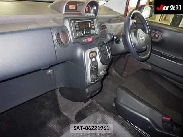 Toyota SPADE 2017 8863047-3