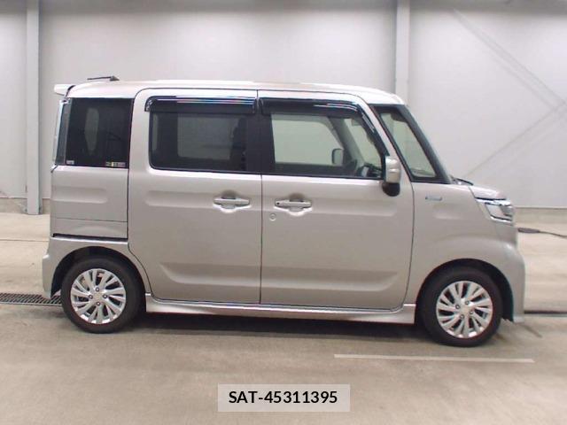 Suzuki SPACIA 2019 8913213-3
