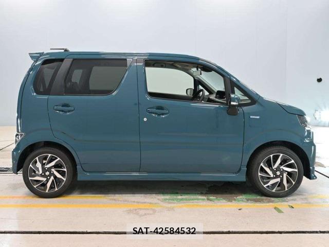 Suzuki WAGON R 2026 8679330-3