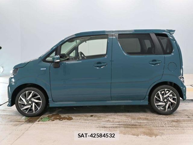 Suzuki WAGON R 2026 8679330-4