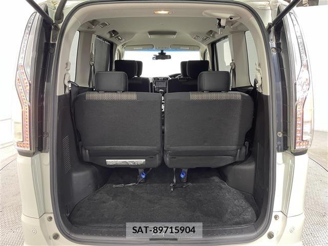 Nissan SERENA 2015 8672415-3