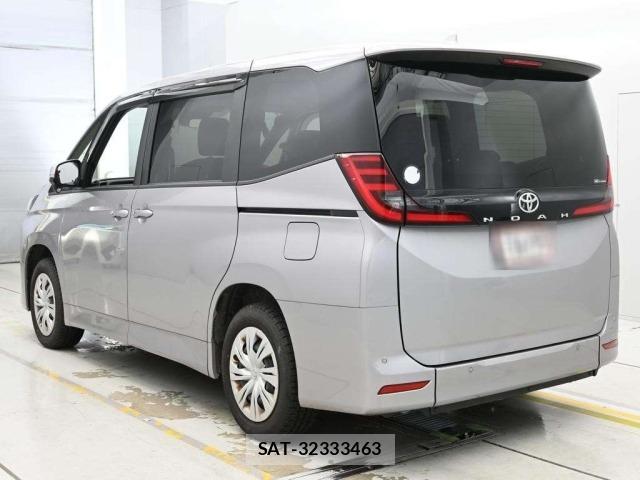 Toyota NOAH 2022 8870251-6