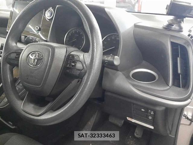 Toyota NOAH 2022 8870251-9