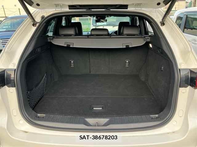 Mazda CX-60 2023 8953277-10