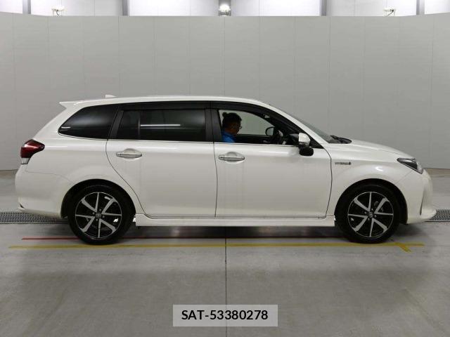 Toyota COROLLA FIELDER 2018 8892998-3