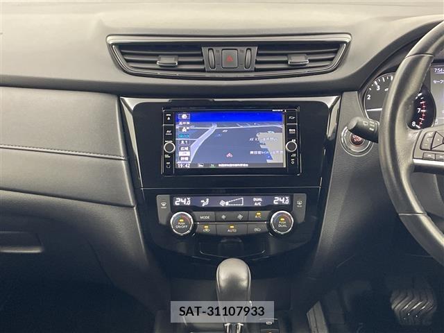 Nissan X-TRAIL 2018 8762819-10