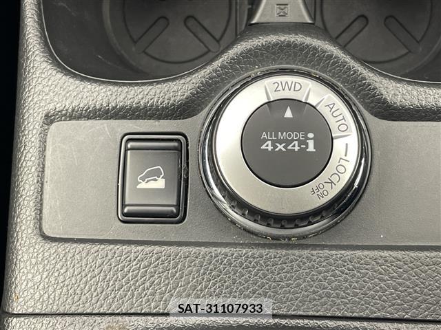 Nissan X-TRAIL 2018 8762819-4