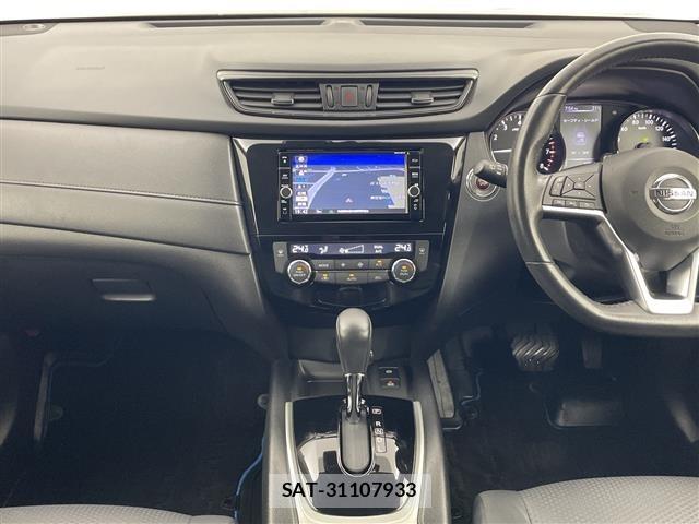 Nissan X-TRAIL 2018 8762819-9